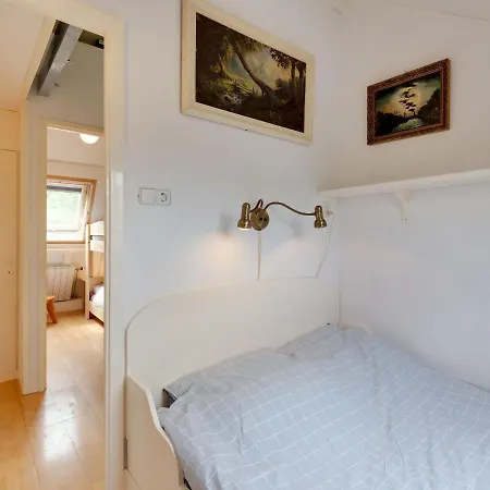Peaceful Holiday In With Terrace Semesterbostad Krabbendam